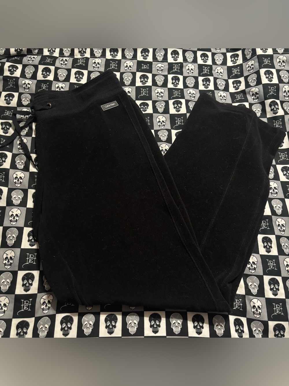 🎃5 for $25🎃 Vintage Y2K Calvin Klein Black Velour Sweatpants